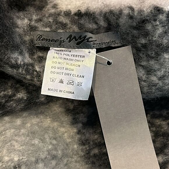 Renee’s NYC Checkered Fringed Pashmina Shawl Wrap - Picture 4 of 5